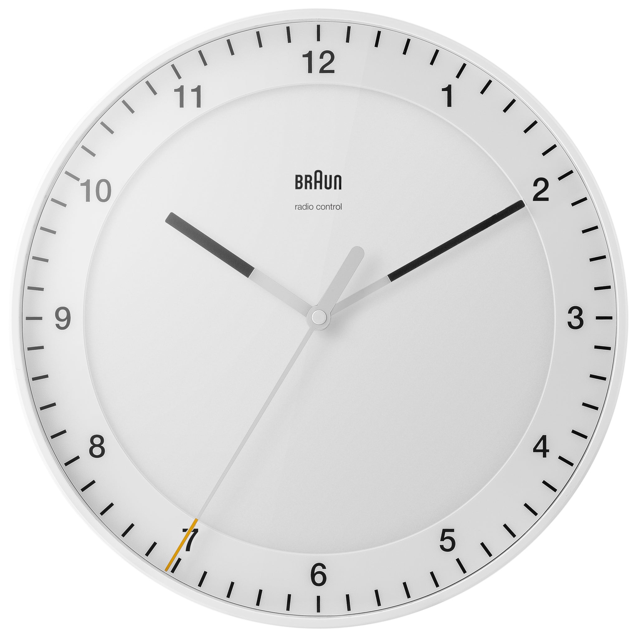 BC17W Classic Large Analogue Wall Clock