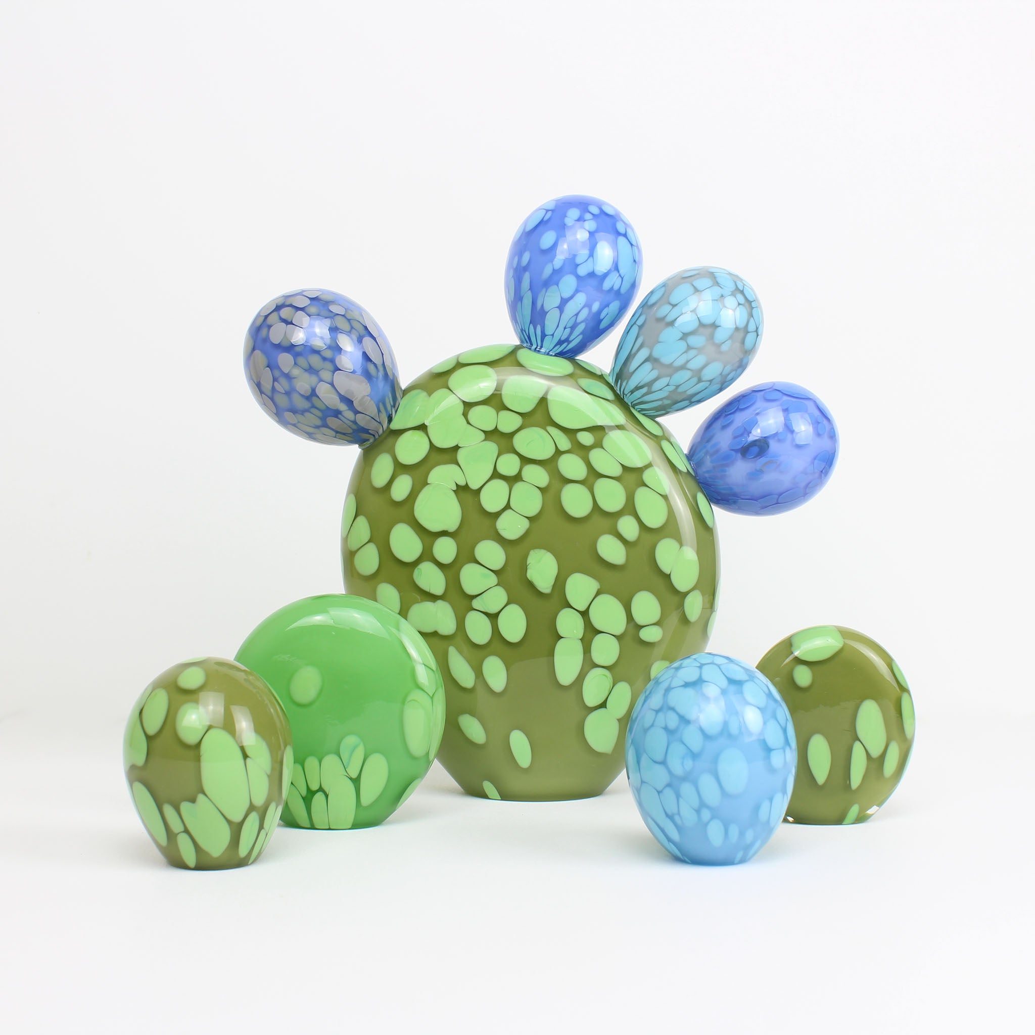 Prickly Pear | Cactus and Electric Blue Lemonade |  Familja ta’ ħamsa