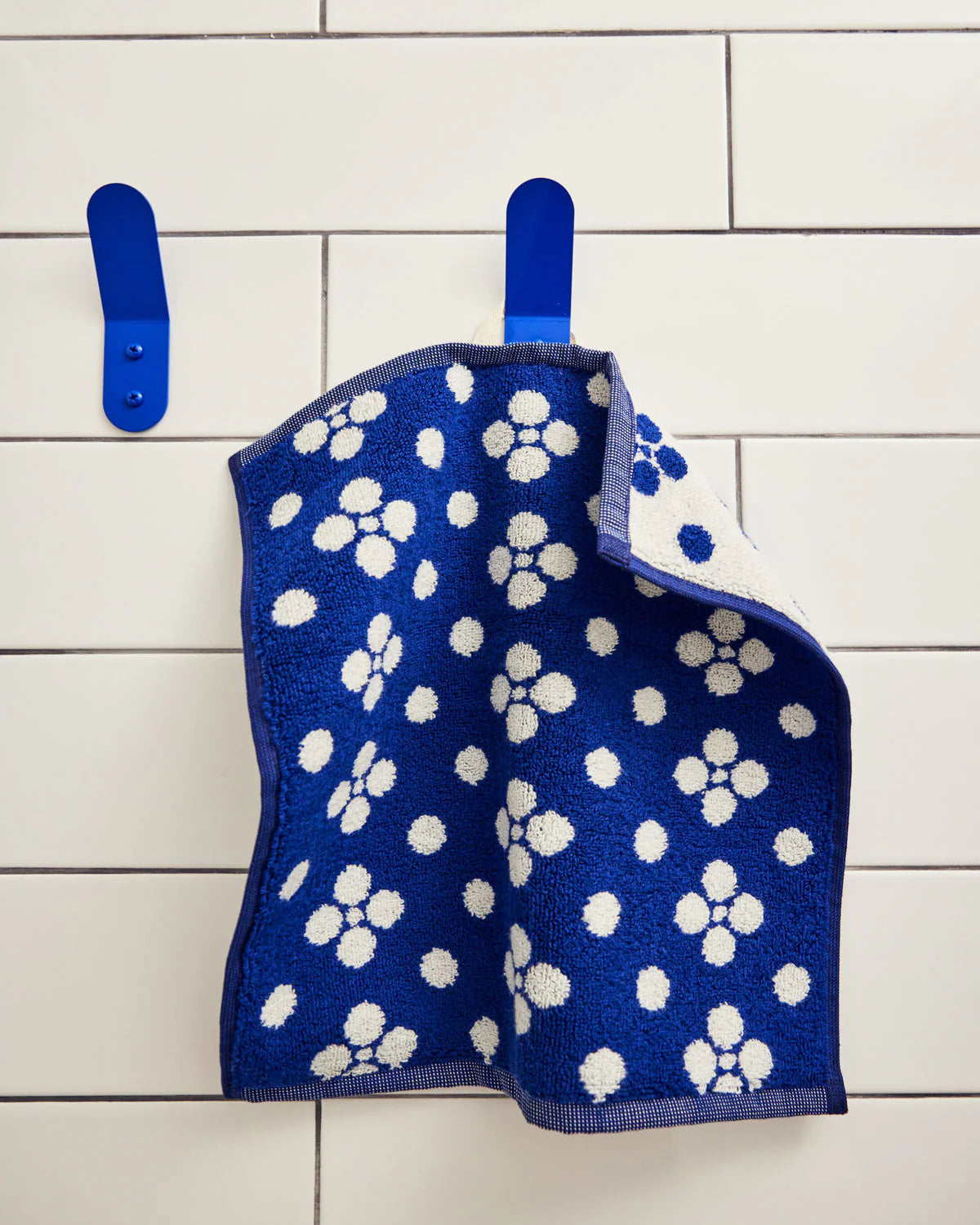 Dusen Dusen Navy Pattern Towel Set (5 pcs)