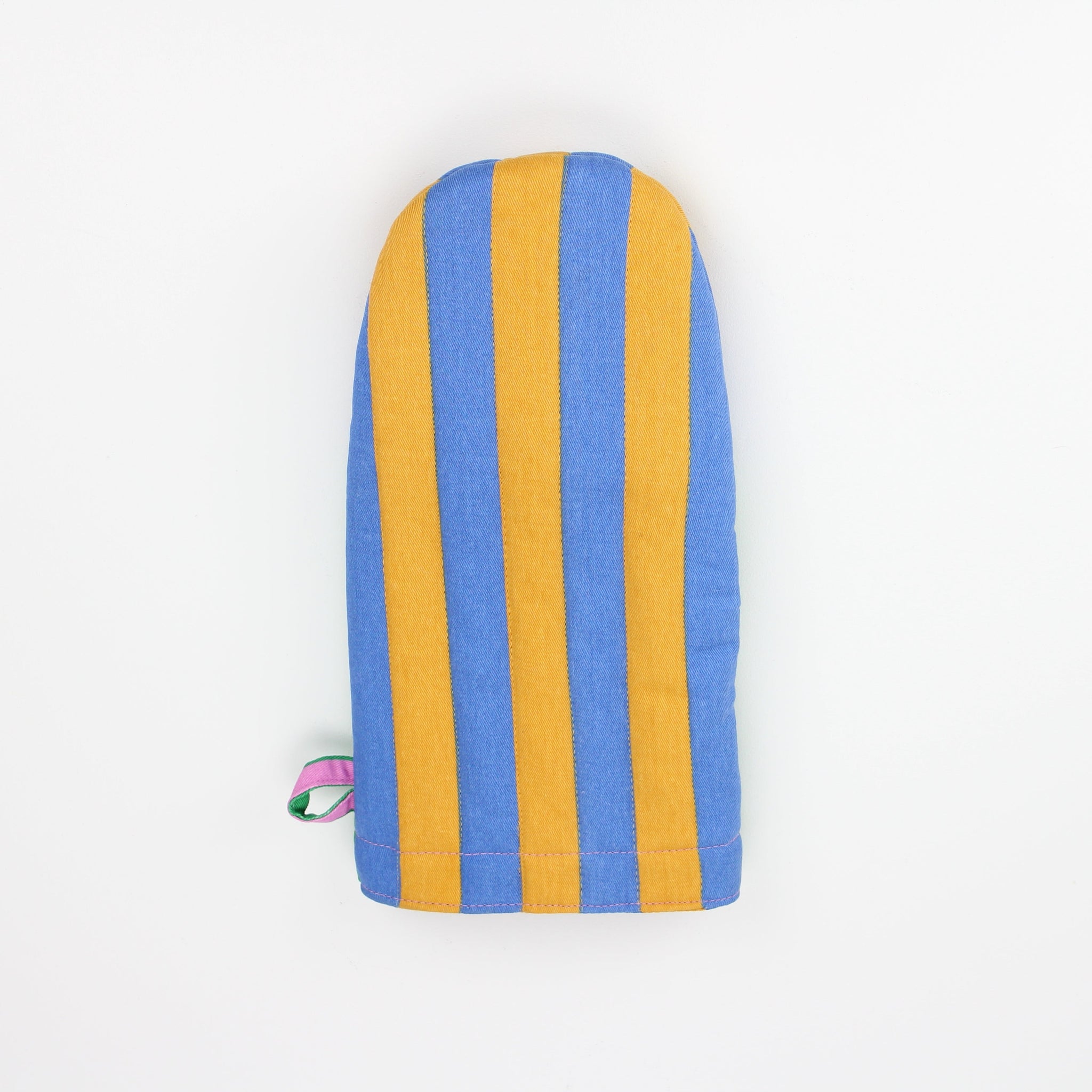 Dusen Dusen Oven Mitt in Berry