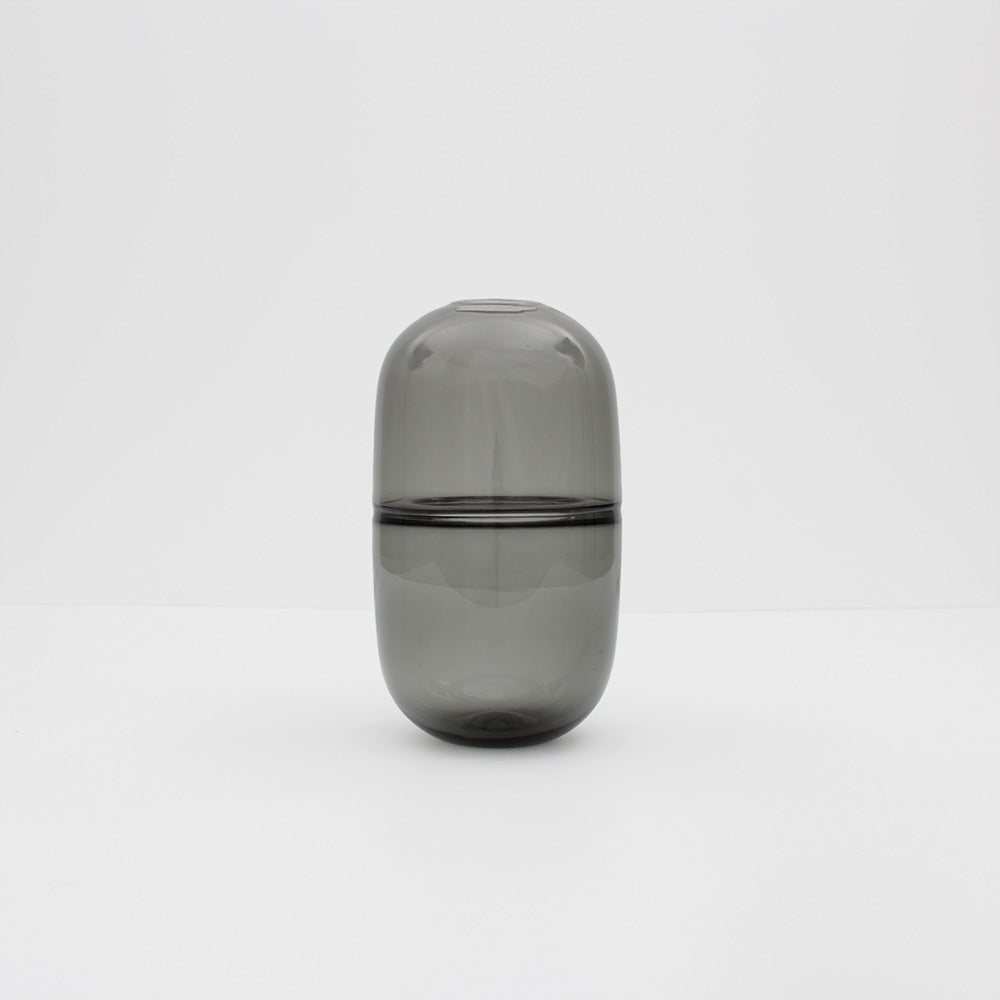 Sugarpill Vase in Steel